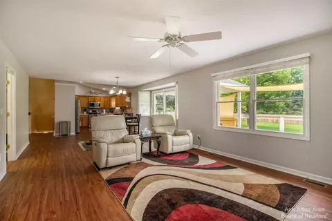 5368 Goedert Dr, Tecumseh, MI 49286 photo 6