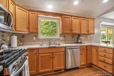 5368 Goedert Dr, Tecumseh, MI 49286 photo 12