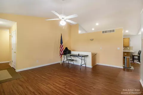 5368 Goedert Dr, Tecumseh, MI 49286 photo 5