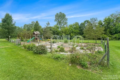 9565 Willis Rd, Willis, MI 48191 photo 34