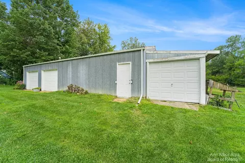 9565 Willis Rd, Willis, MI 48191 photo 32
