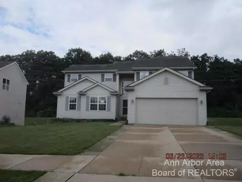4362 Blossom Hill Trl, Ann Arbor, MI 48108