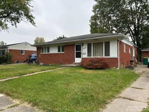 1811 Patrick St, Ypsilanti, MI 48198