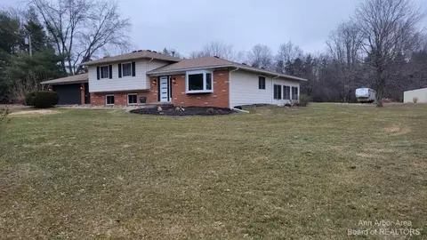 1440 Judd Rd, Saline, MI 48176 photo 1