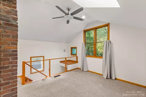 124 E Summit St, Ann Arbor, MI 48104 photo 19