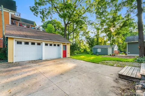 124 E Summit St, Ann Arbor, MI 48104 photo 33