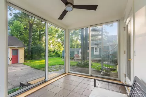 124 E Summit St, Ann Arbor, MI 48104 photo 32
