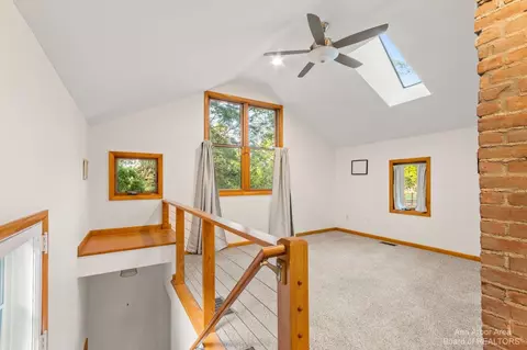 124 E Summit St, Ann Arbor, MI 48104 photo 22