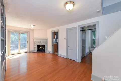 2 Ridgemor Dr, Ann Arbor, MI 48103 photo 58