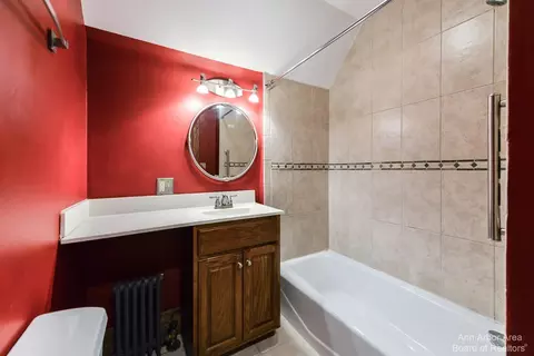 2 Ridgemor Dr, Ann Arbor, MI 48103 photo 20