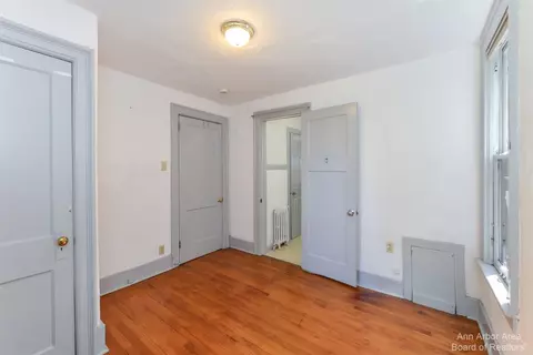 2 Ridgemor Dr, Ann Arbor, MI 48103 photo 63