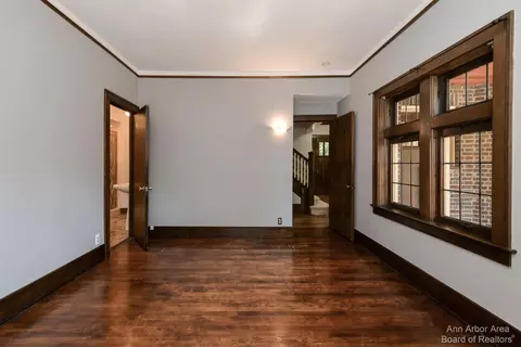 2 Ridgemor Dr, Ann Arbor, MI 48103 photo 22