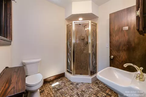 2 Ridgemor Dr, Ann Arbor, MI 48103 photo 23