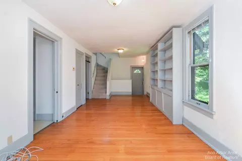 2 Ridgemor Dr, Ann Arbor, MI 48103 photo 59