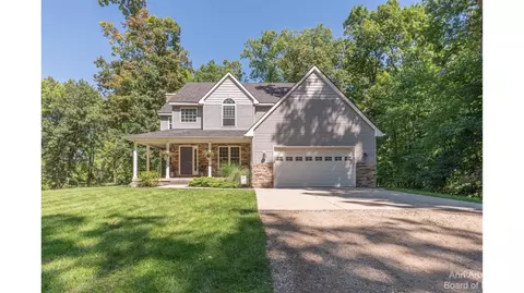 3200 Jeanette Dr, Chelsea, MI 48118