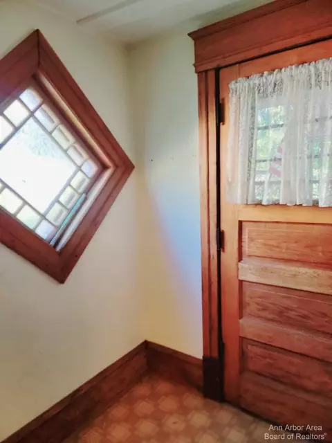 600 W Monroe St, Jackson, MI 49202 photo 3