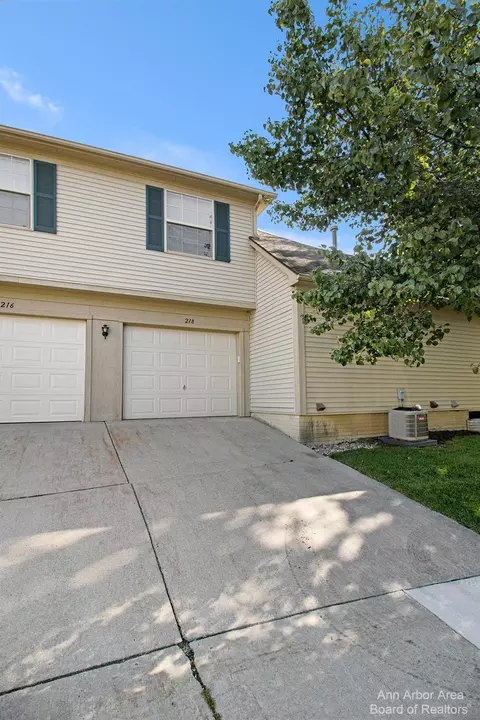 218 Commons Ct, Saline, MI 48176 photo 27