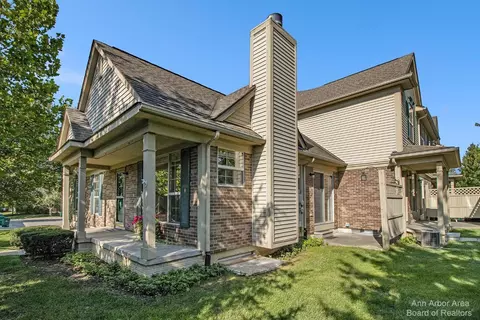 218 Commons Ct, Saline, MI 48176 photo 24