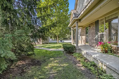 218 Commons Ct, Saline, MI 48176 photo 23