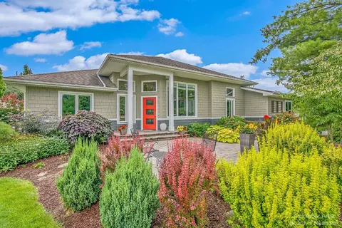 4251 Corey Cir, Ann Arbor, MI 48103