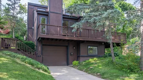 1806 Orchard St, Ann Arbor, MI 48103