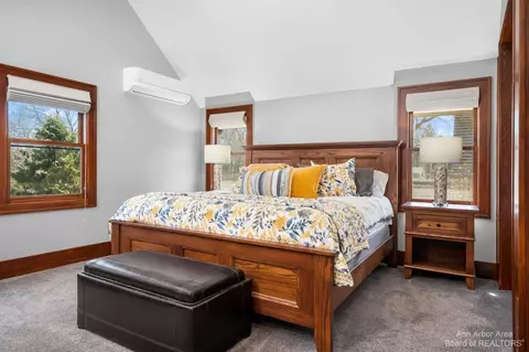 439 Eberwhite Blvd, Ann Arbor, MI 48103 photo 42
