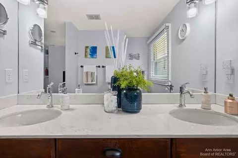 439 Eberwhite Blvd, Ann Arbor, MI 48103 photo 46