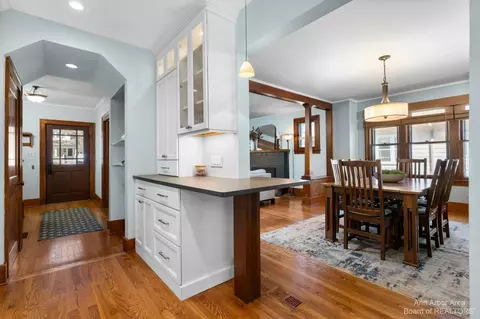 439 Eberwhite Blvd, Ann Arbor, MI 48103 photo 15