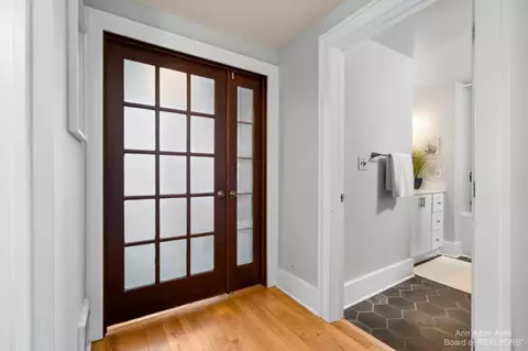 439 Eberwhite Blvd, Ann Arbor, MI 48103 photo 44