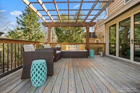 439 Eberwhite Blvd, Ann Arbor, MI 48103 photo 72