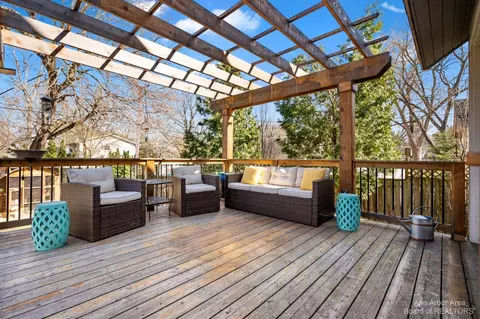 439 Eberwhite Blvd, Ann Arbor, MI 48103 photo 63