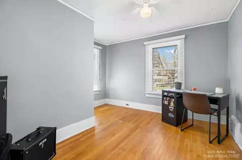 439 Eberwhite Blvd, Ann Arbor, MI 48103 photo 56