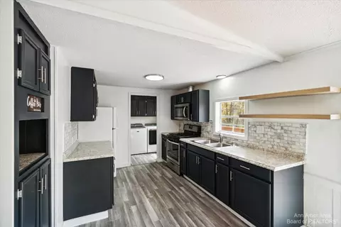 780 E Pifer Rd, Dowling, MI 49050 photo 4