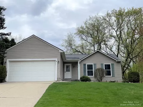 689 Glenwyth, Brighton, MI 48116