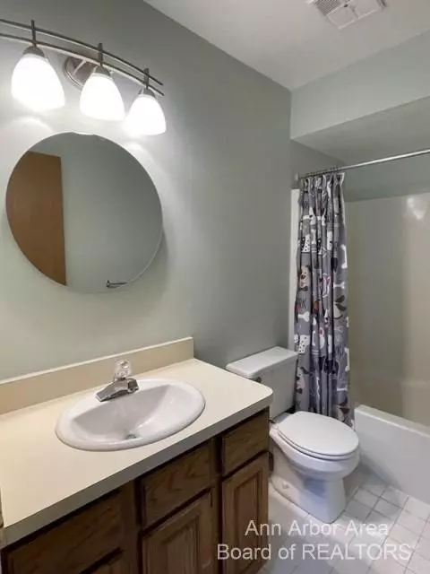689 Glenwyth, Brighton, MI 48116 photo 34