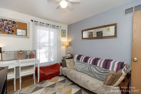 689 Glenwyth, Brighton, MI 48116 photo 15
