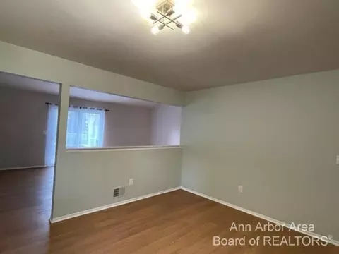 689 Glenwyth, Brighton, MI 48116 photo 29
