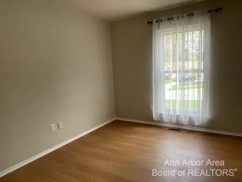 689 Glenwyth, Brighton, MI 48116 photo 38