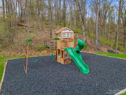 5616 Eggert Pl, Brighton, MI 48116 photo 34
