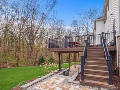 5616 Eggert Pl, Brighton, MI 48116 photo 36