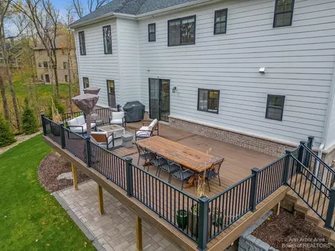 5616 Eggert Pl, Brighton, MI 48116 photo 37