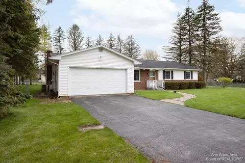 4119 Feldman Ct, Jackson, MI 49201 photo 3