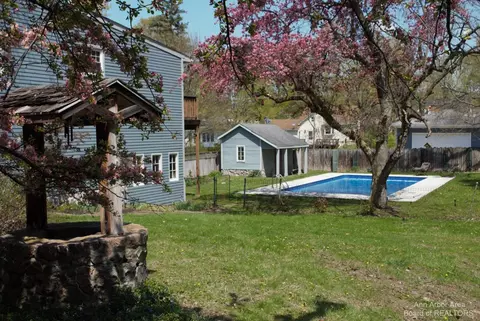 7648 Forest St, Dexter, MI 48130 photo 7