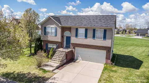 281 Dundee Ridge Dr, Dundee, MI 48131
