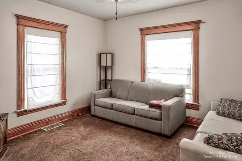 617 W 7th St, Monroe, MI 48161 photo 12