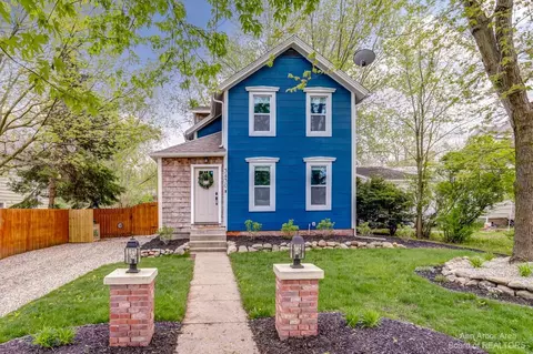 3430 Broad St, Dexter, MI 48130