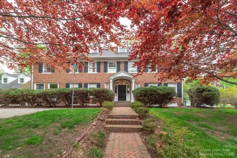 2009 Washtenaw Ave, Ann Arbor, MI 48104