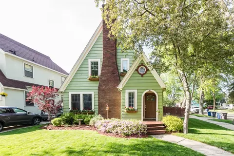 821 Granger Ave, Ann Arbor, MI 48104