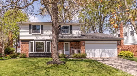 1698 Gloucester St, Plymouth, MI 48170