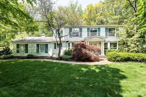 3025 Exmoor Rd, Ann Arbor, MI 48104